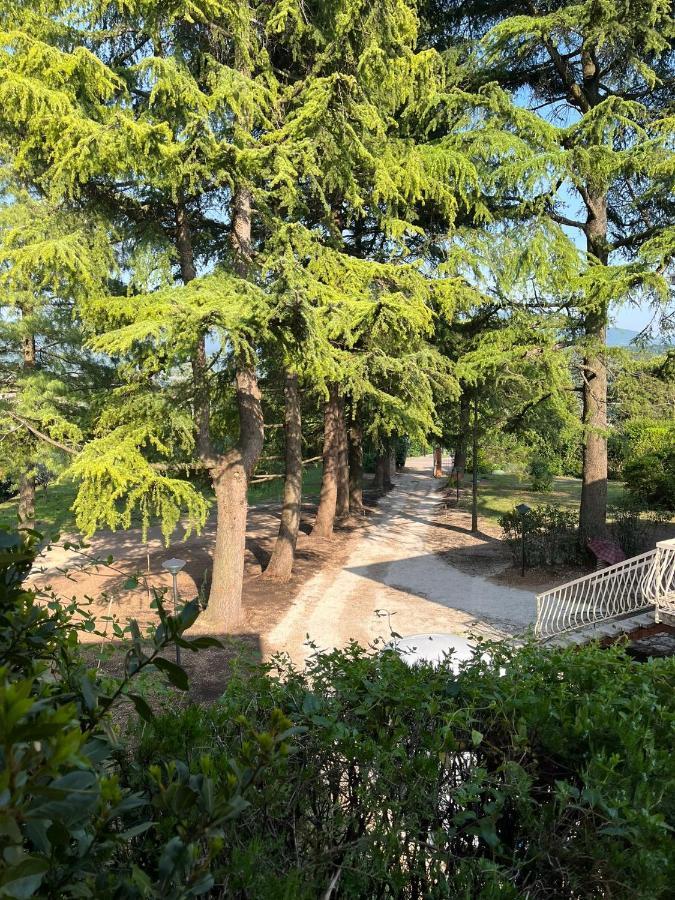 Secret Garden Egle Villa Caprino Veronese Dış mekan fotoğraf