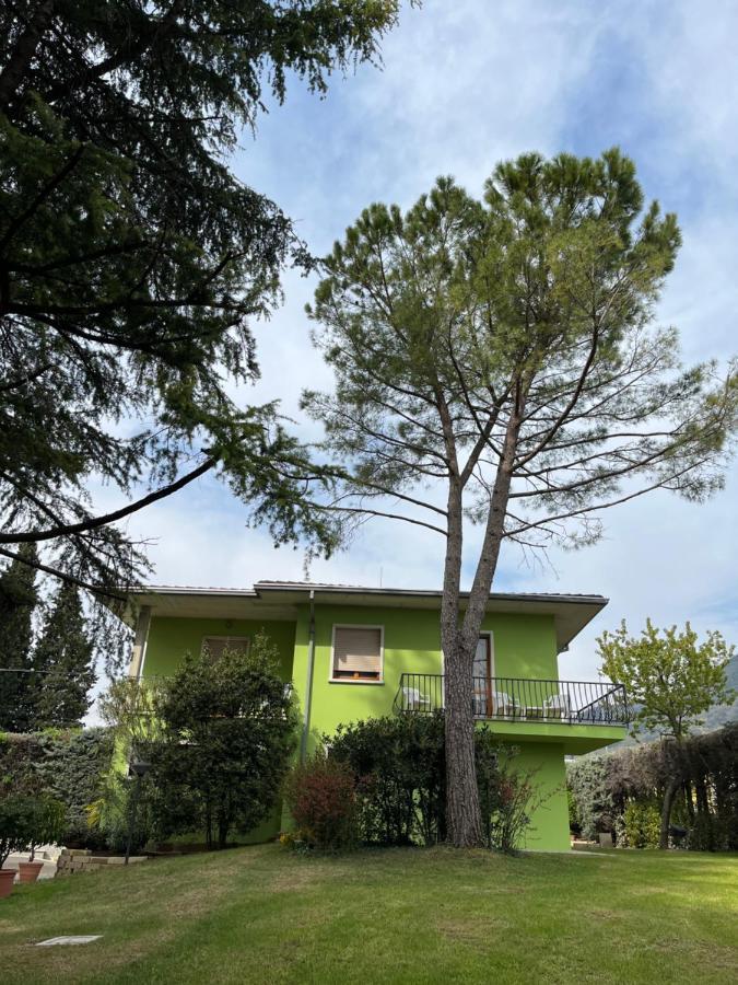 Secret Garden Egle Villa Caprino Veronese Dış mekan fotoğraf